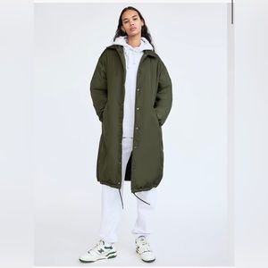 Aritzia TNA Coaches Long Puffer